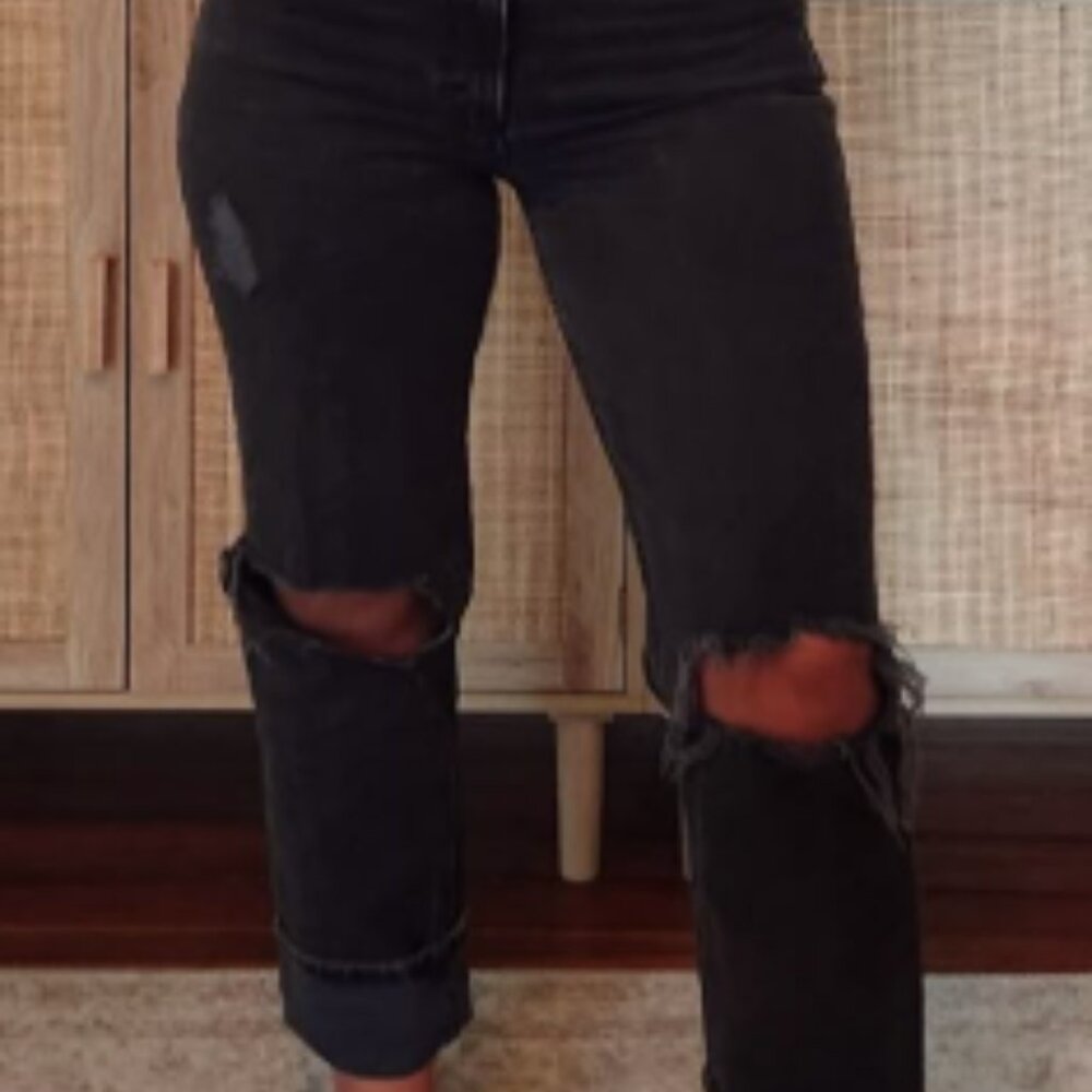 HOLLISTER Ultra High-Rise 90S Straight 4R 27R Distressed Black